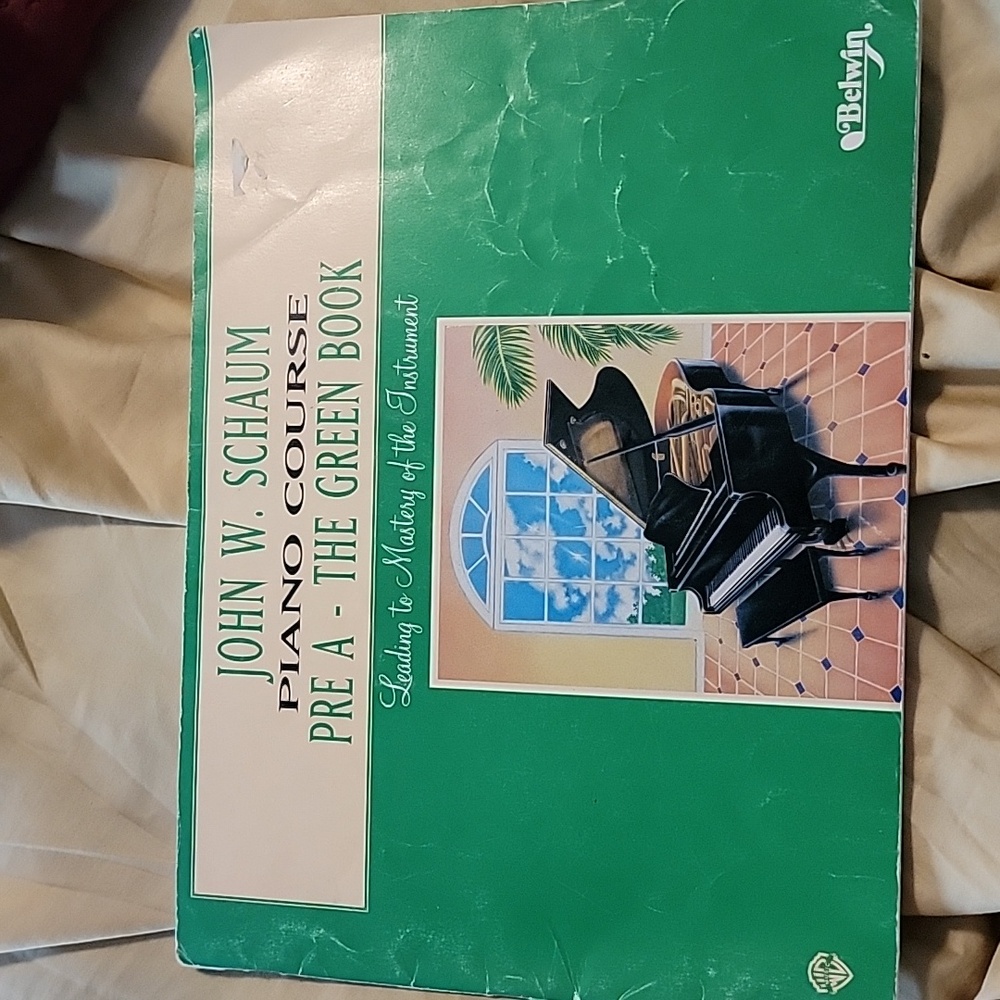 Piano Course Pre-A- The Green book, paperback 1996 John W. Schaum